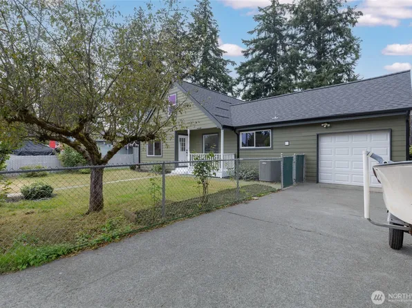 8407 Winona Street SW, Lakewood, WA 98498