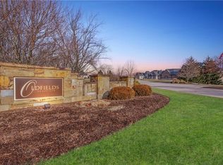 6812 Wellington Cir, Zionsville, IN 46077