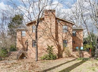 3340 Silver Stream Rd, Charlotte, NC 28226