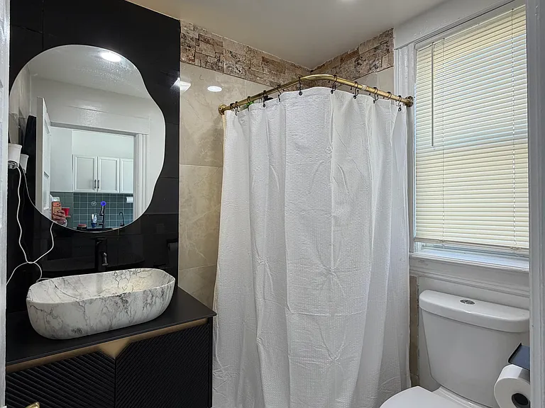 173 Corabelle Ave #2 — Photo 7