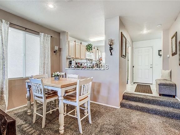 4th image of 9316 Winfrey Ave