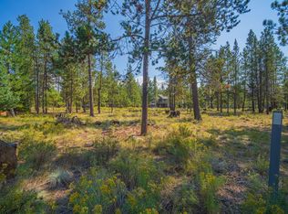 57712 Whistling Swan Ln #4, Bend, OR 97707