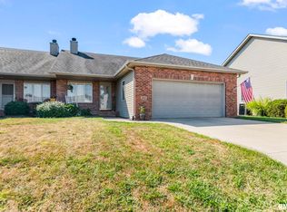 3906 Lear Dr, Springfield, IL 62711