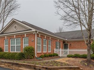 531 Sawnee Corners Dr, Cumming, GA 30040