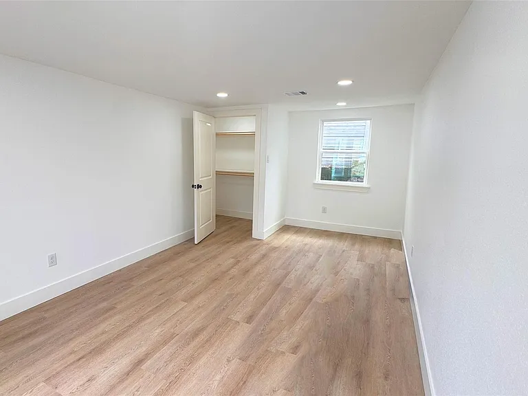 1569 Elliott 1/2 St #A — Photo 3
