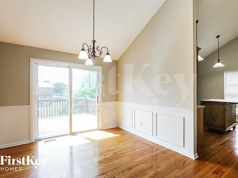 7016 N Bristol Ave — Photo 7