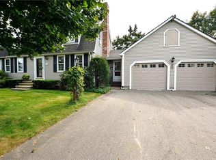 19 Level Acres Rd, Attleboro, MA 02703