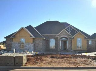 10836 NW 35th St, Yukon, OK 73099