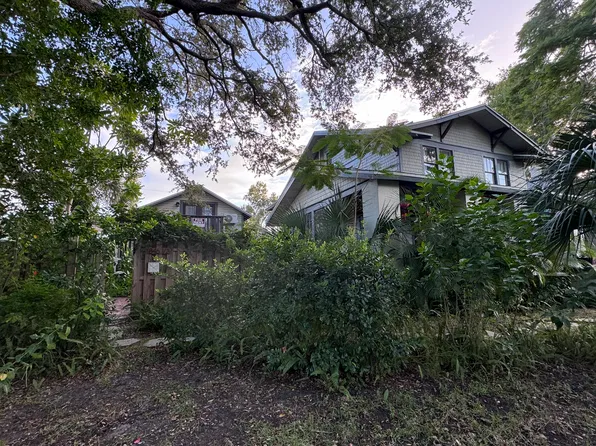 846 8th Ave S, Saint Petersburg, FL 33701