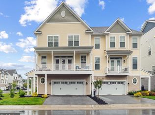 12 Greensborough Rd, Reisterstown, MD 21136