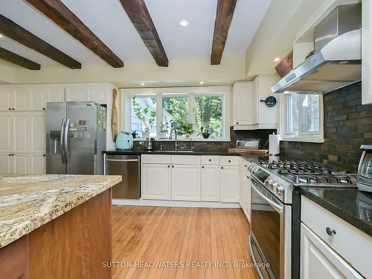 14427 Creditview Rd — Photo 4