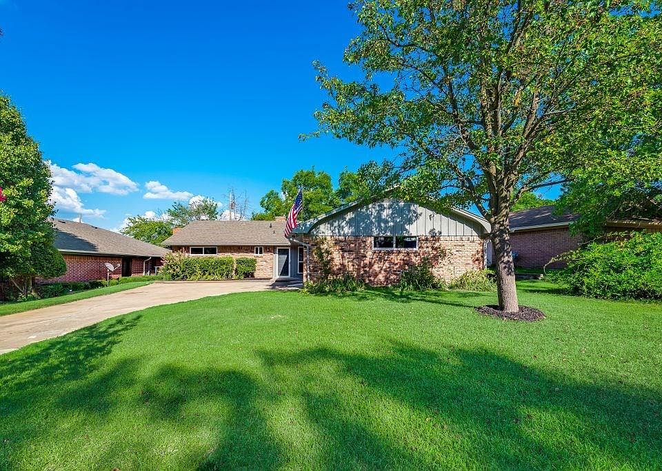 1st image of 1417 Blanton Pl