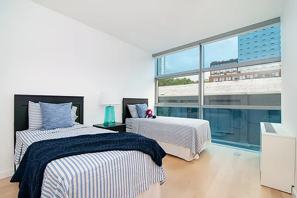 Sold by Compass | media 7