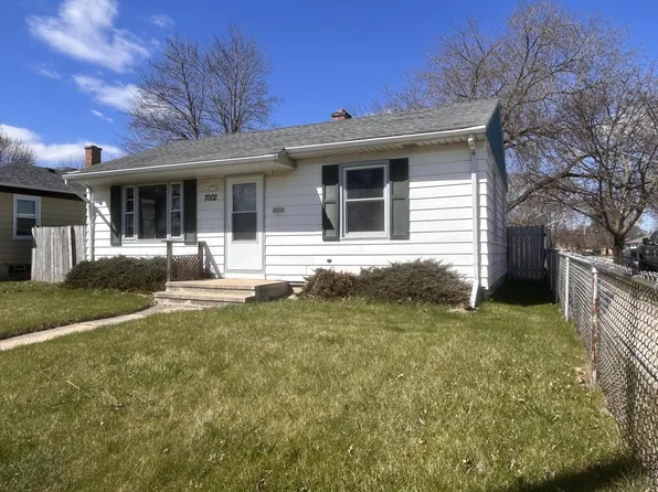 7002 39th AVENUE, Kenosha, WI 53142