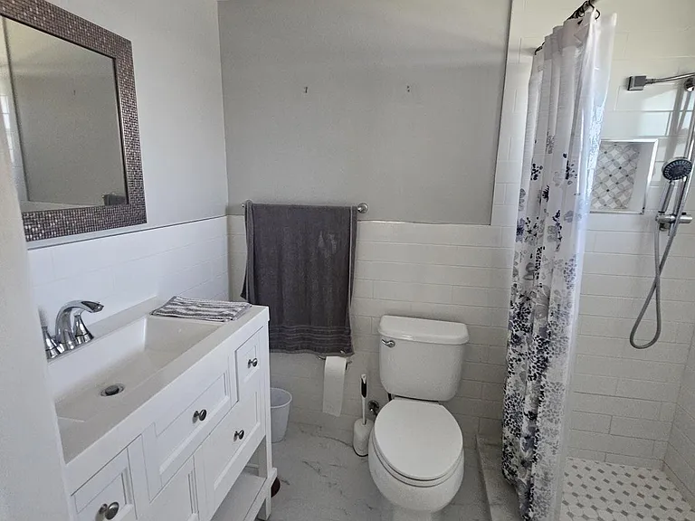 4931A Pompano Dr — Photo 10