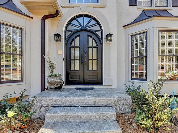 2nd image of 1250 Spring Oak Way