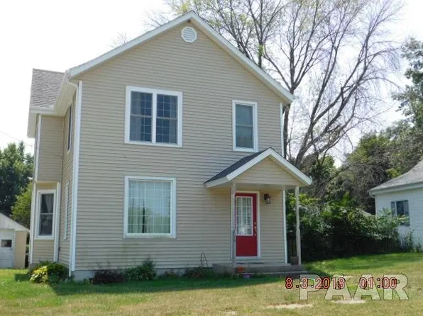 206 W Cedar St, Elmwood, IL 61529