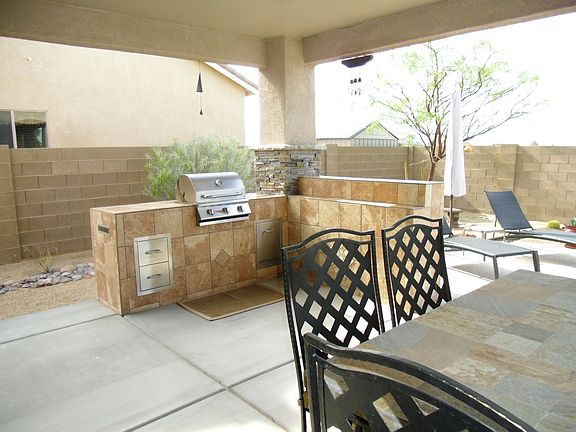built in bbq