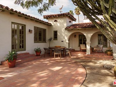 2439 Ronda Vista Dr, Los Angeles, CA, 90027