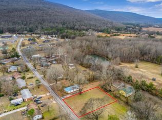 40 3rd St, Gurley, AL 35748