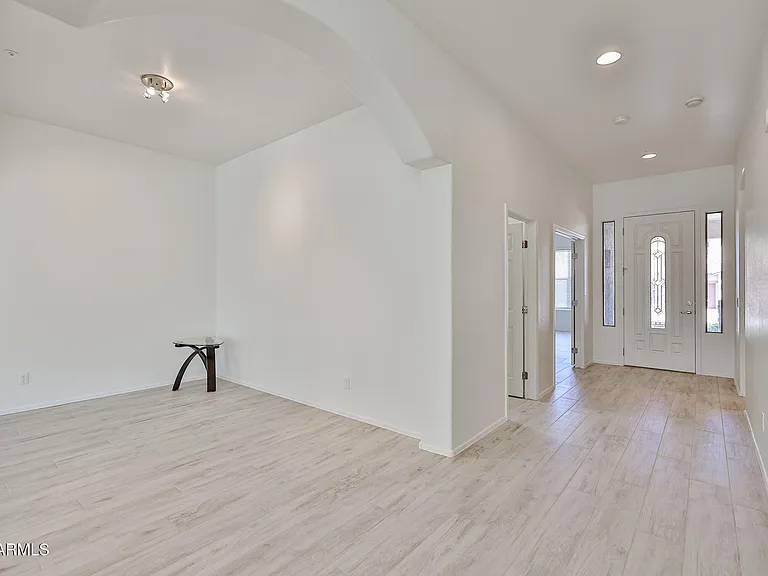 30870 N 125th Dr — Photo 16