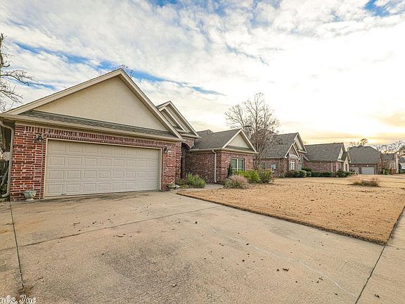 3rd image of 2923 Shadow Creek Dr