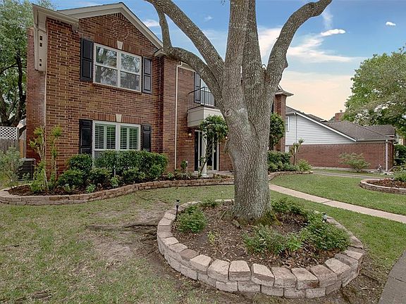 2nd image of 14650 Cardinal Creek Ct