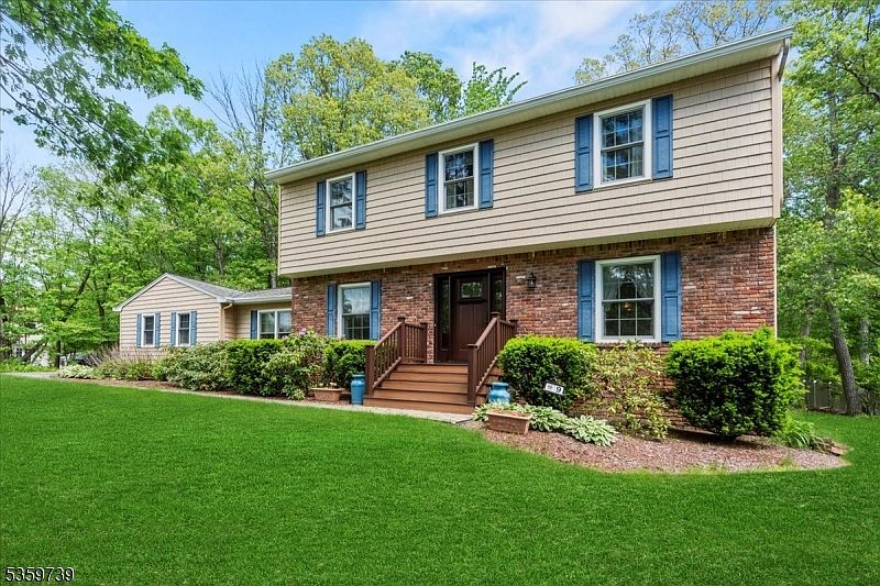 1st image of 9 Carteret St