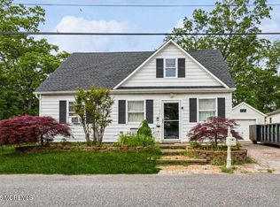 110 W 4th St, Howell, NJ 07731