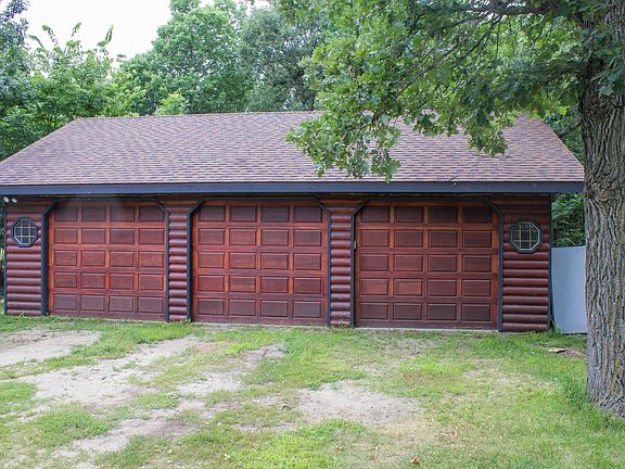 3rd image of 36865 Oak Point Dr