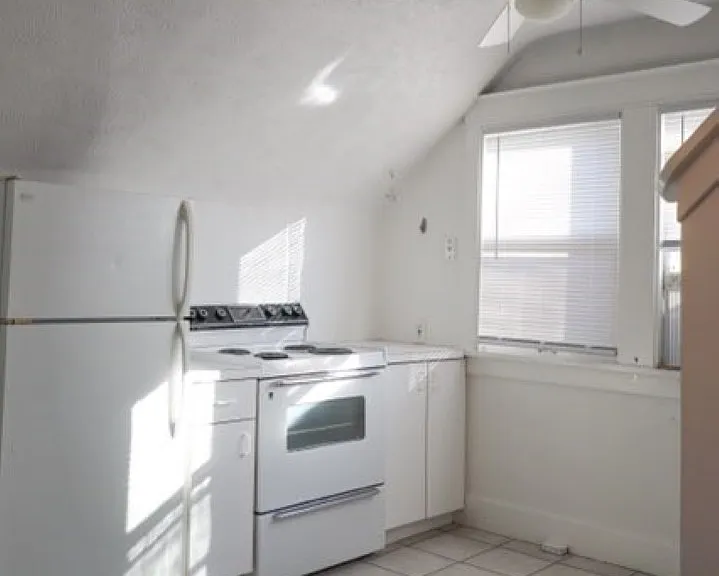 4909 California St #3 — Photo 9