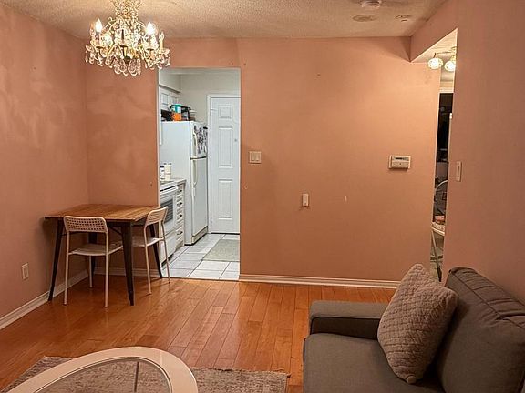 2nd image of 233 Beecroft Rd #621