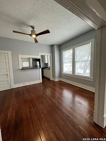 143 E Woodlawn Ave #W — Photo 11