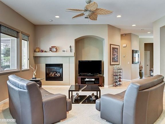4th image of 9508 Crystal Bay Ln