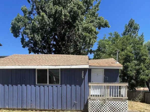 205 SE Mill St, Myrtle Creek, OR 97457