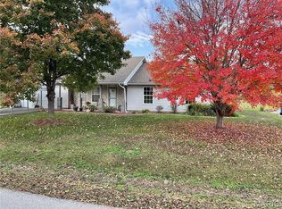 1880 Mary St, Scott City, MO 63780