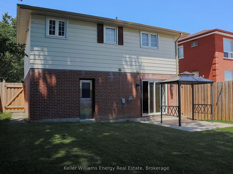 349 Adelaide Ave W #1 — Photo 17