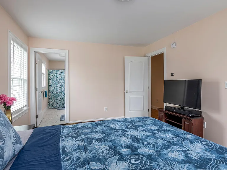 11 Dylan Dr — Photo 19