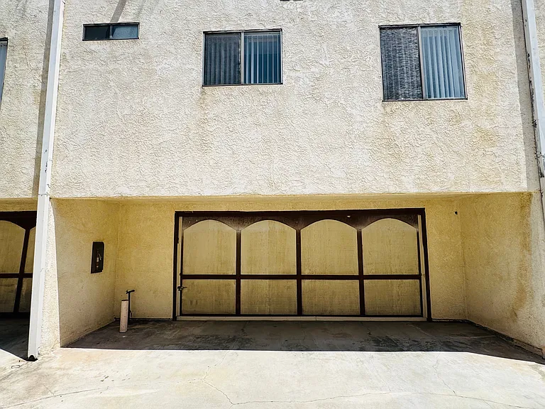 327 La France Ave #E — Photo 26