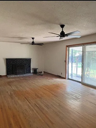 3 bed, 1.5 bath, 2094 sqft, $1,775 — Photo 4
