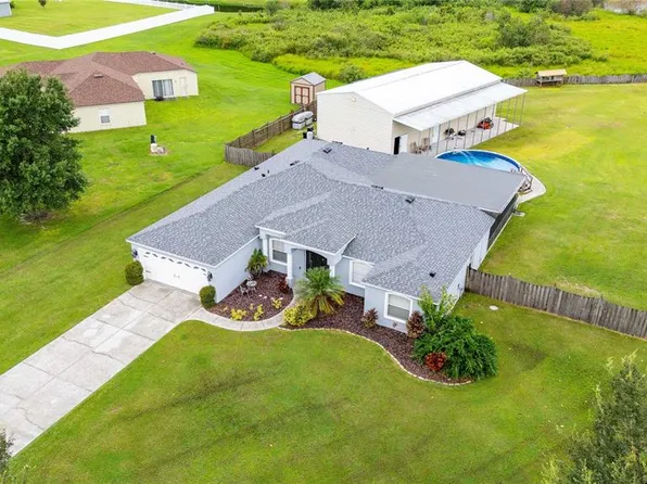 1552 Avondale Ridge Dr, Plant City, FL 33567