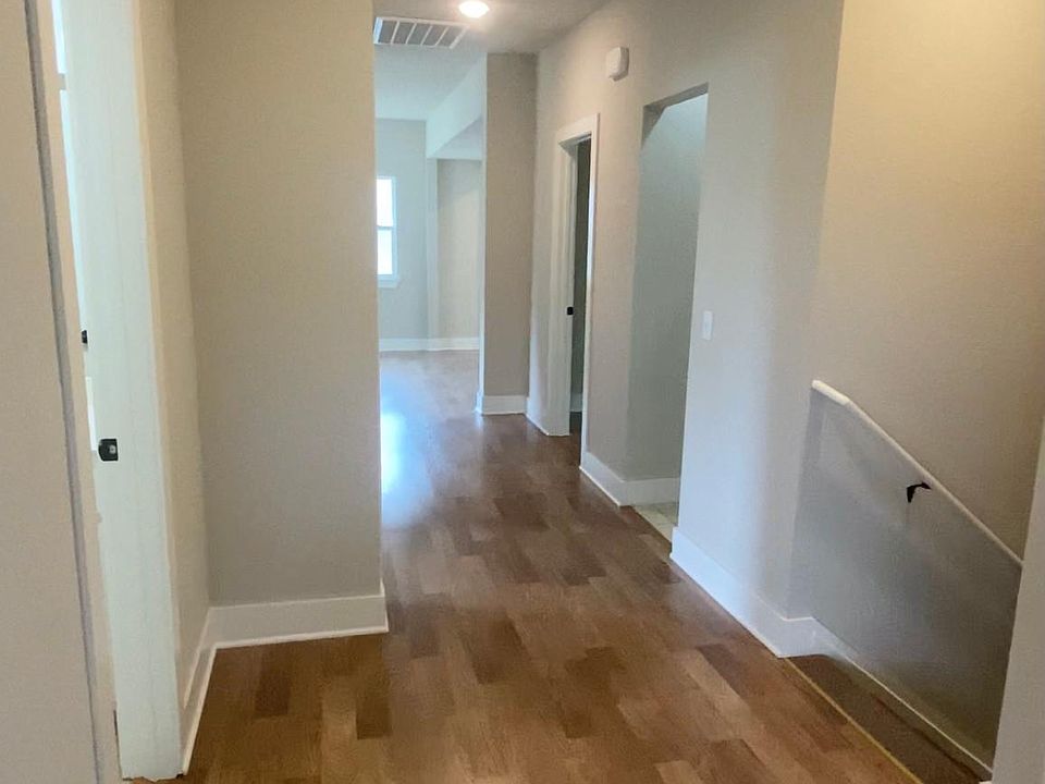 217 W Meadow St Fayetteville AR Zillow