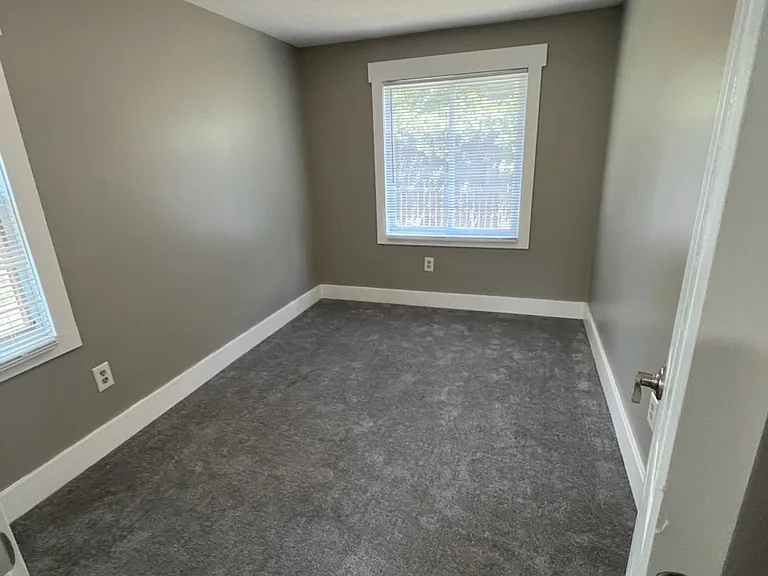 1531 Walnut St NE — Photo 14