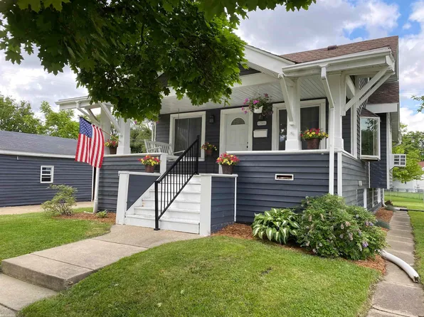 17315 Kershaw St, Roseville, MI 48066