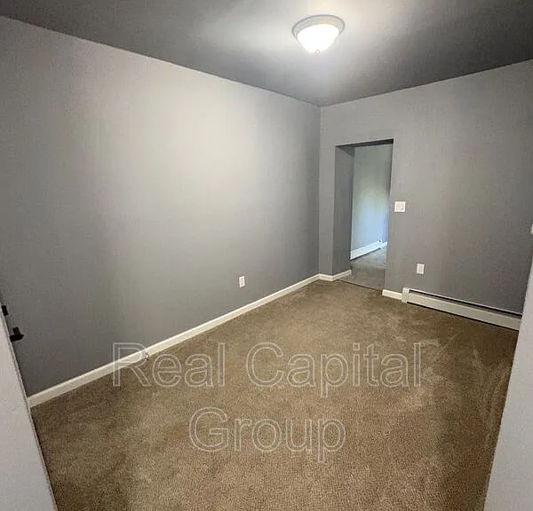 44 Alexander St #2 — Photo 13