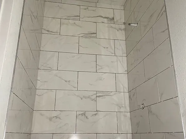 425 4th St, Rosenberg, TX 77471