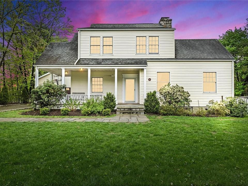 1st image of 51 Putnam Drive