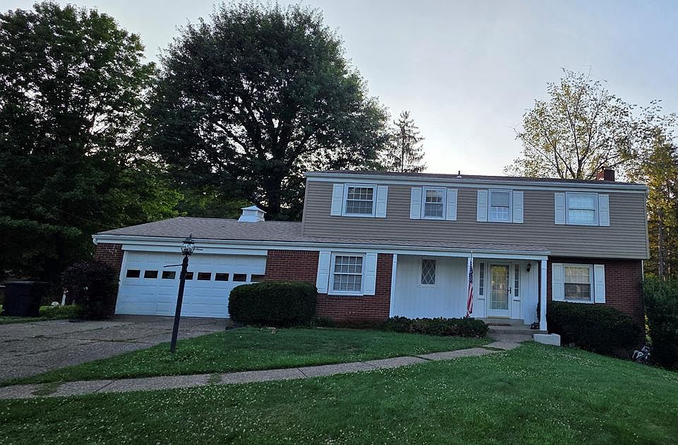 1st image of 97 Ainswood Avenue