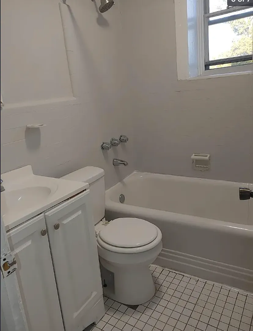 3908 W Girard Ave — Photo 4