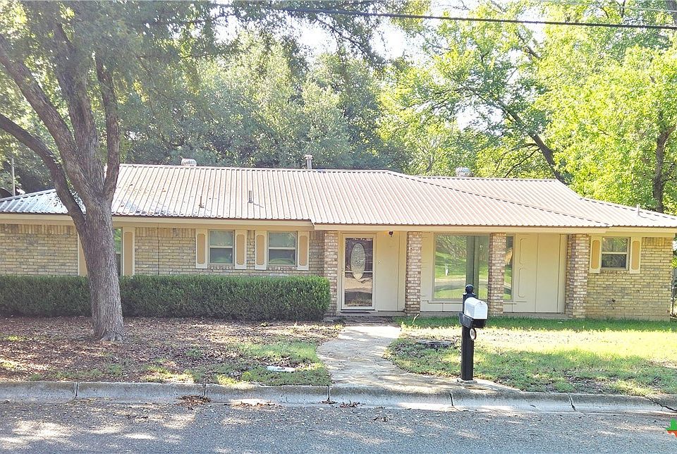 1st image of 1408 W 4th St